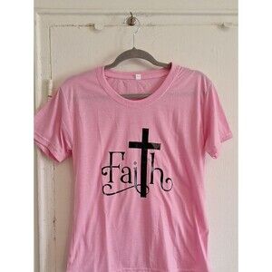 Faith Graphic Short Sleeve Tee in Pink